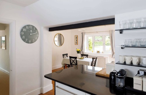 Chichester House | Stunning 5BR Home with Pool - 5 min to Beach