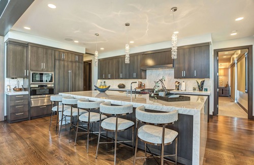 Deer Valley Ski Chalet | Stunning 6-bedroom Chalet in Heart of Park City 6 Home by Redawning