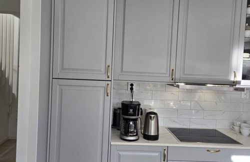 Norsborg House | Stunning 6 room house in Stockholm with a botanical garden and lakeview