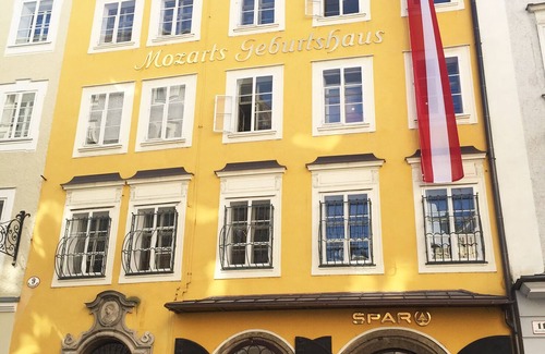 Schallmoos Apartment | Stunning apartment - central, sunny and comfortable - with balcony & parking