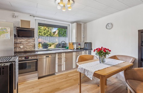 Voehl Apartment | Stunning apartment in Vöhl - Basdorf