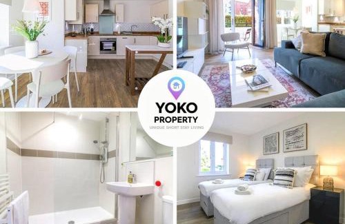 Milton Keynes Apartment | Stunning Apartment with Free Parking, Balcony, Fast WiFi, and Smart TV by Yoko Property