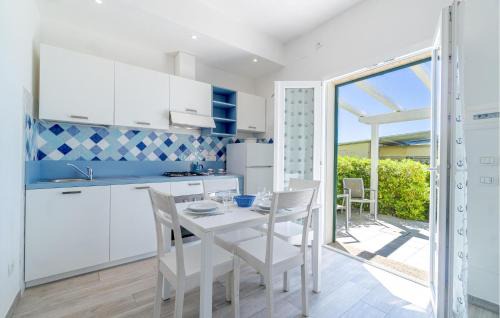 Framura Apartment | Stunning Apartment In Framura With Wifi