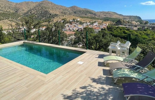 Colera Apartment | Stunning Apartment with Pool, Terrace, and Scenic Views in Tranquil Colera, Costa Brava