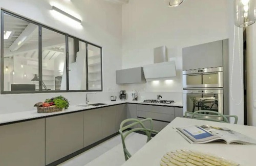 Santa Croce Apartment | Stunning Attic Apartment with Elevator in Florence City Centern