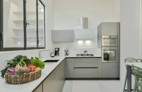 Santa Croce Apartment | Stunning Attic Apartment with Elevator in Florence City Centern