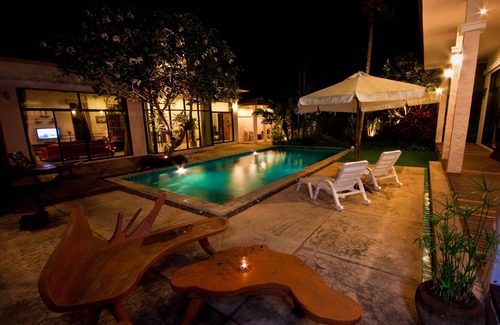 Nong Prue Villa | Stunning Balinese Style Pool Villa