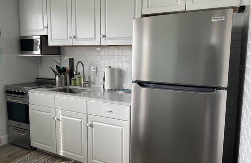 St. Pete Beach Condo | Stunning Beach Condo w/Coastal Flair ~ Beachside/Poolside - 1 BR/Ground Floor!