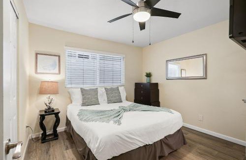 South Mission Beach House | Stunning Beach Delight with Hot Tub, Fire Pit, Parking & Walk to Beach!