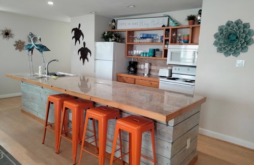 Surfside Beach House | Stunning Beachfront Vacation home. Walk straight onto beach.