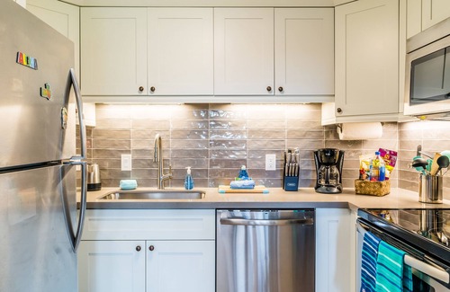 Kihei Condo | Stunning BEACHFRONT Ground Floor Condo – Fully Renovated & Ready to Welcome You