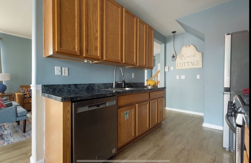 Queens House | Stunning Beachside Home In Big Apple - Best of Both Worlds!