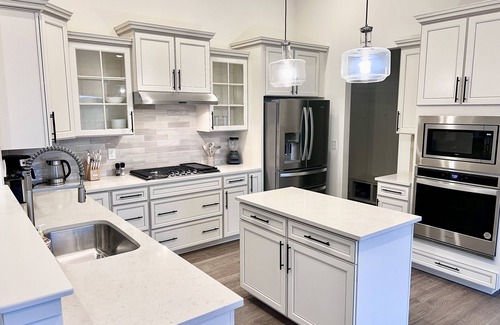 Ludington House | Stunning Brand New Lakefront Home on Lake Michigan w/Hot Tub & 5 Bedrooms