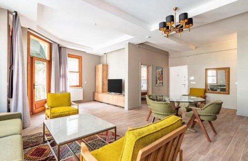 Balat Apartment | Stunning Bright Central Modern 1bd Balat Gem! #328