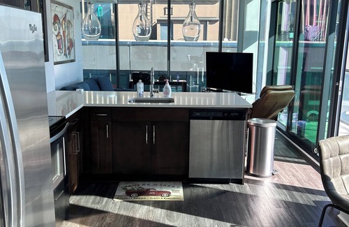 Lenox Apartment | Stunning Buckhead Retreat with Unbeatable Views & Premium Amenities