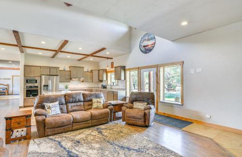 Buena Vista House | Stunning Buena Vista Home about 4 Mi to River Rafting!
