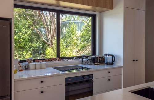 Ostend House | Stunning bush & sea views with modern design and architecture