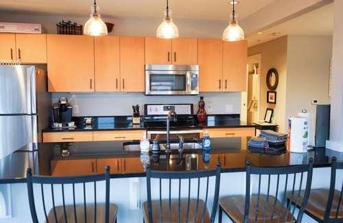 Grand Haven Condo | Stunning Condo w/Channel Views in the highly
