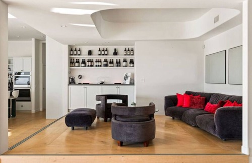 Nichols Canyon House | Stunning Contemporary 4-bedroom home overlooking Los Angeles & Sunset Strip