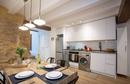 La Seu Apartment | Stunning Duplex In El Carmen