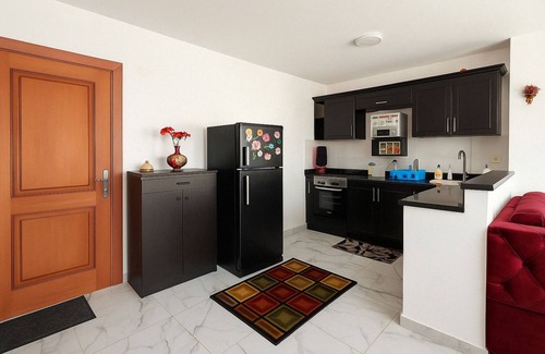 Al-Manasrah Ski Chalet | Stunning Chalet with Pool Access in Port Said