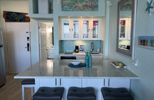 Bridgeport Heights Condo | Stunning First Floor Direct Ocean Front Upgraded Studio POOL OPEN