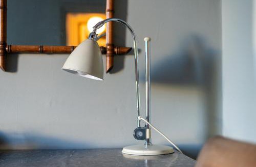 Little Venice Apartment | Stunning Flat in Little Venice Opposite the Canal