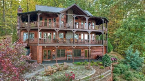 Raccoon Ridge House | Stunning Forested Views, Hot Tub And A Pool Table