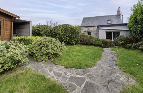 Creances House | Stunning private villa for 2 people with WIFI and pets allowed