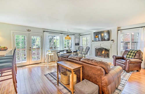 Cedar Glen Cottage | Stunning Getaway in Lake Arrowhead!