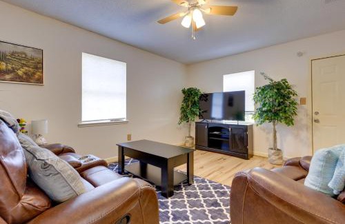 Gulfport House | Stunning Gulfport Getaway about 1 Mi to the Beach