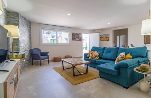 Benalup-Casas Vieja House | Stunning home in Benalup-Casas Viejas