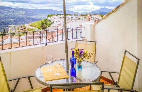Cortes de la Frontera House | Stunning Home In Cortes De La Frontera With 3 Bedrooms, Wifi And Outdoor Swimming Pool