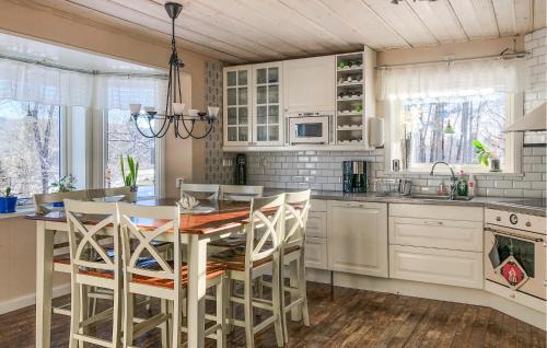 Alvdalen House | Stunning Home In Älvdalen With Sauna