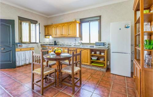 Arriate House | Stunning Home In Arriate With Wifi