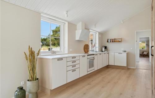 Blavand House | Stunning Home In Blåvand With Sauna