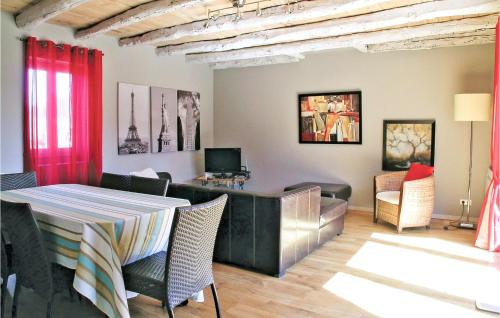 Coly House | Stunning Home In Coly With Wifi