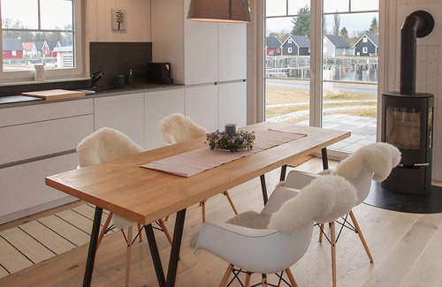 Wandlitz House | Stunning home in Zerpenschleuse