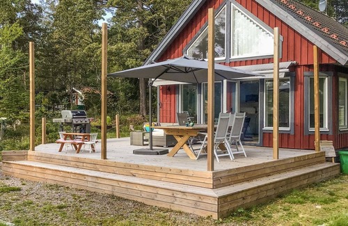 Edsbro House | Stunning home in Edsbro with WiFi