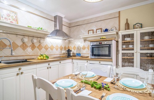 Gaucin House | Stunning home in Gaucin with WiFi