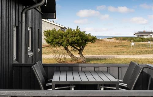 Fjellerup Strand House | Stunning Home In Glesborg With Kitchen