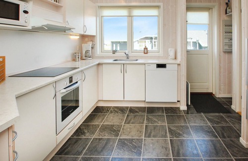 Flovt Strand House | Stunning home in Haderslev with sauna