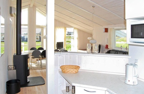 Flovt Strand House | Stunning home in Haderslev with sauna