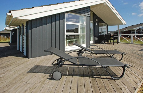Flovt Strand House | Stunning home in Haderslev with sauna