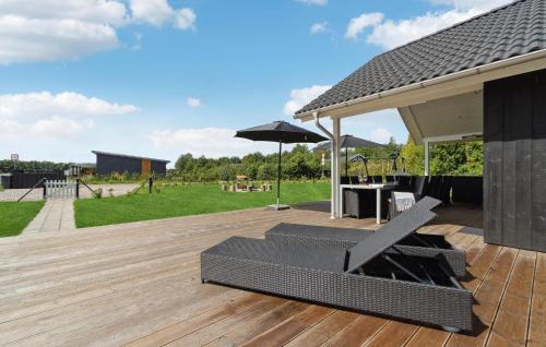 Oster Hurup House | Stunning Home In Hadsund With Sauna