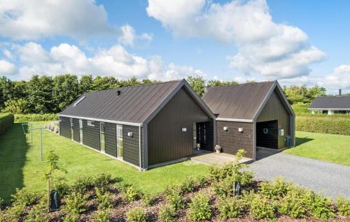 Nørre Hurup House | Stunning Home In Hadsund With Sauna