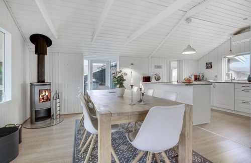 Lokken House | Stunning home in Løkken with WiFi