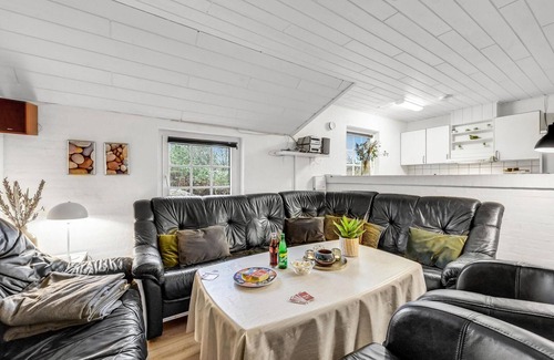 Sondervig House | Stunning home in Ringkøbing with sauna