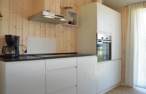 Klegod Strand House | Stunning home in Ringkøbing with WiFi