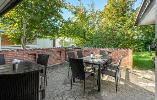 Sæby House | Stunning Home In Sæby With Kitchen
